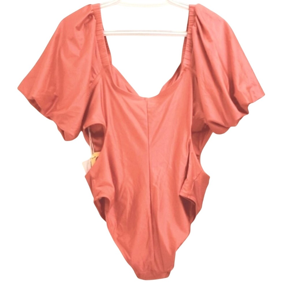 Noel Cutour  Swimsuit